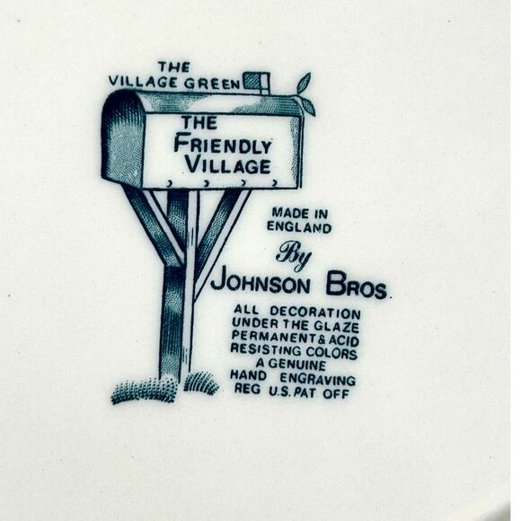 Johnson Bros Friendly Village England Vintage Village Green 11" Scalloped Bowl - Picture 8 of 8